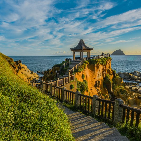 Landscape,view,of,spectacular,terrain,along,the,seashore,and,keelung