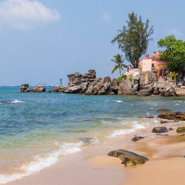 Cau Rock Temple Palace, Phu Quoc, Vietnam